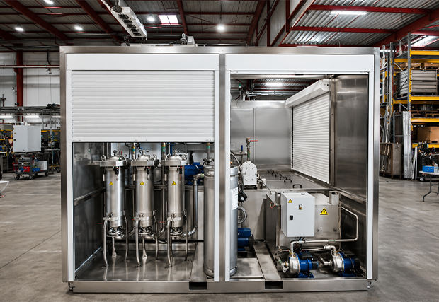 Aviation cleaning machine for maintenance access