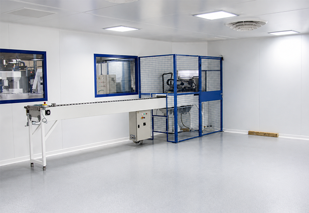 Particulate decontamination of parts in accordance with cleanliness criteria