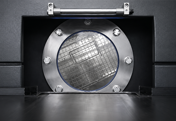 Working chamber of an ultrasonic and CNp cleaning machine