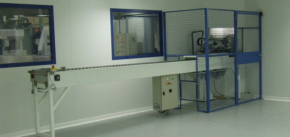 Carousel parts washer in a clean room
