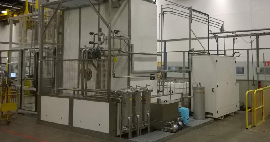 Filtration unit and evaporator on parts washer
